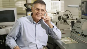 חתן פרס נובל לכימיה פרופ' דן שכטמן: "מפחד פחד מוות מהחרדים"