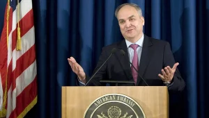 רוסיה: צריך להיות סוטה כדי לתקוף את דמשק ברגע של סיכוי לשלום