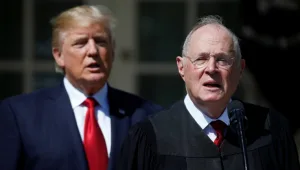 ההזדמנות של טראמפ להטות את הכף: שופט ביהמ"ש העליון פרש