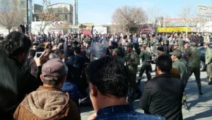 מחאה ברחבי איראן נגד השלטון, 50 בני אדם נעצרו