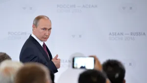 פוטין על פרישת ארה"ב מהסכם האקלים: "אל תדאגו, תהיו שמחים"