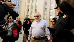 פולארד בעוד ניסיון לערער על תנאי שחרורו: הסירו ממני את האזיק האלקטרוני