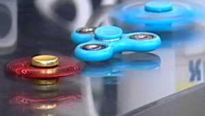 ספינר, הצעצוע לבעלי הפרעת קשב וריכוז, משגע את ילדי ישראל