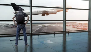 כלוא בארץ זרה