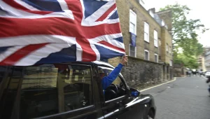 עלייה בגילויי הגזענות בבריטניה בהם מעורבים ילדים