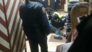 חסיד חב"ד בברוקלין נדקר. דוברות חב"ד: "כמעט בטוח שלא פשע שנאה"