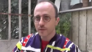 נדחה בתל אביב, כבש את לונדון: סיפורו של נמרוד קמר