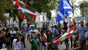 ממתינים להכרעה: קריאות לקמרון להתפטר אם בריטניה תפורק