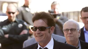 העונה הנוכחית של "שני גברים וחצי" בוטלה