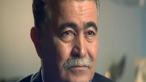 מדוע הצטרף עמיר פרץ למשך שנתיים לקהיליה חינוכית בניצנה?