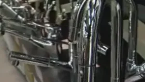 כמה עולה אמבטיה? אותה חנות, מחירים שונים