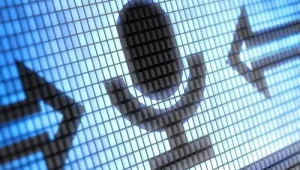 גיימר ששיחק בשידור חי שכח לכבות את המיקרופון שלו ומה שהשחקנים האחרים שמעו בשידור חי זיעזע אותם