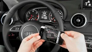 אאודי: מתקנים את המכונית עם הסמארטפון