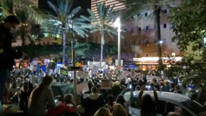 בגלל חוק ההמלצות: כ-25 אלף הפגינו בשדרות רוטשילד בתל אביב