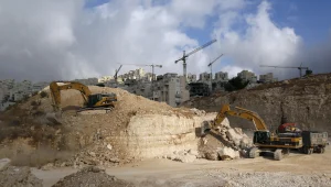 לפני ביקור ביידן בישראל: גנץ יקדם בנייה של כ-4,000 יחידות דיור בהתנחלויות