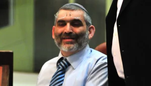 חה"כ מיכאל בן-ארי נגד אבי ניר: "סותם פיות ופועל בניגוד לחוק הרשות השנייה"