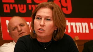 תופסת טרמפ? ציפי לבני מצטרפת למאבק נגד מיסי הדלק