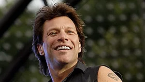 חי על התפילה: האם בון ג'ובי בדרך לארץ?