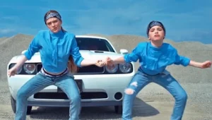 הדבר הבא? הילדות הג'ינג'יות ששורפות את הרשת