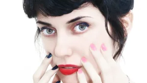 הלה שלג: "אני מאהבת של השפה העברית"