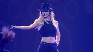 אאוץ': בריטני ספירס מתרסקת על הבמה בווגאס