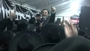 בני אלבז, מגדולי מכחישי הקורונה, שכב במצב קשה לאחר שנדבק