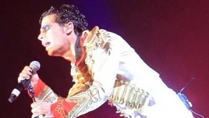 אביב גפן יופיע אצלכם בבית