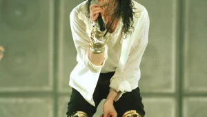 מייקל ג'קסון הוא האמן המת הרווחי ביותר בעולם