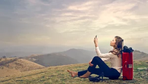 10 פריטים שאת חייבת לקחת בתיק הטיולים