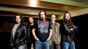 האזינו: השיר החדש של Dream Theater