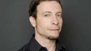 ערן צור ומוני אמריליו זכו בפרס לשירה עברית