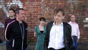 כמו נפילה • אמנים מספרים על The Fall