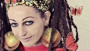 סולנית The Slits הלכה לעולמה