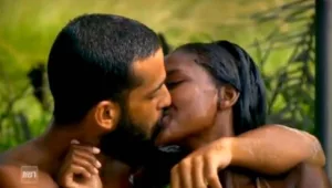 בלוג "הישרדות": רון אלוף וטיטי מתקלחים, לירון גם שם