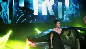 מה יעשה אלדד אם קארין תודח? כדאי שתיזהרו