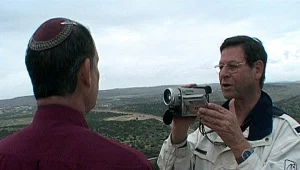 מדברים מהשטח • על "צבא העם" של חיים יבין