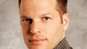 מקצצים: ערוץ 10 סוגר את מחלקת הפיתוח