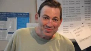 העיתונאי עדי טלמור הלך לעולמו