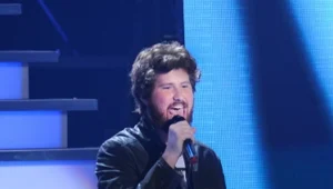 שבע בום • מעקב "אמריקן איידול"