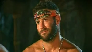 האימפריה מכה שנית