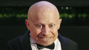 ורן טרויר, "מיני מי" מאוסטין פאוורס, מת בגיל 49