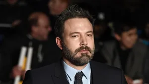 בן אפלק חושף את התמכרותו לאלכוהול: "אין בושה בפנייה לעזרה"