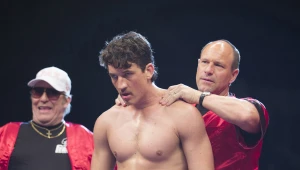 קרב אבוד מראש: "להילחם על זה" הוא עוד סרט אגרוף נוסחתי