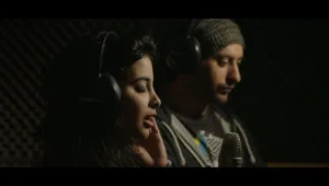 אודי אלוני במאי "ג'נקשן 48" בראיון מיוחד: "בין הקצוות של השנאה חיים יהודים וערבים יחד"