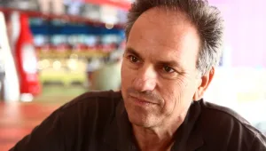 המסך עולה בקרית שמונה: תלמידים ואבי נשר גייסו כסף לפתיחת קולנוע