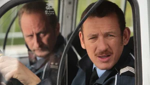 בדיחה פנימית • מה חשבנו על "ברוכים הבאים למכס"?