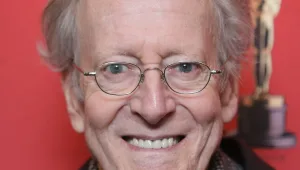 בתיזמור הוד מלכותה • ג'יימס בונד הוא המורשת המוזיקלית של ג'ון בארי