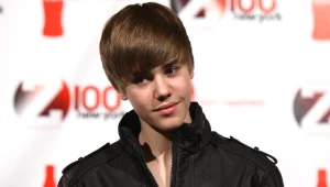 ג'סטין ביבר יגיש פרס בגלובוס הזהב