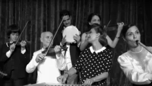 בתה של רובי פורת שובל: "איך הבימה לא הגנו על אמי שהותקפה?"