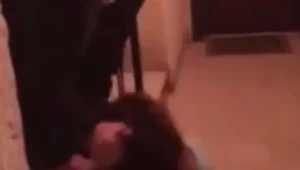 הסרטון המזעזע שרץ ברשת: עורך דין מכה את זוגתו
